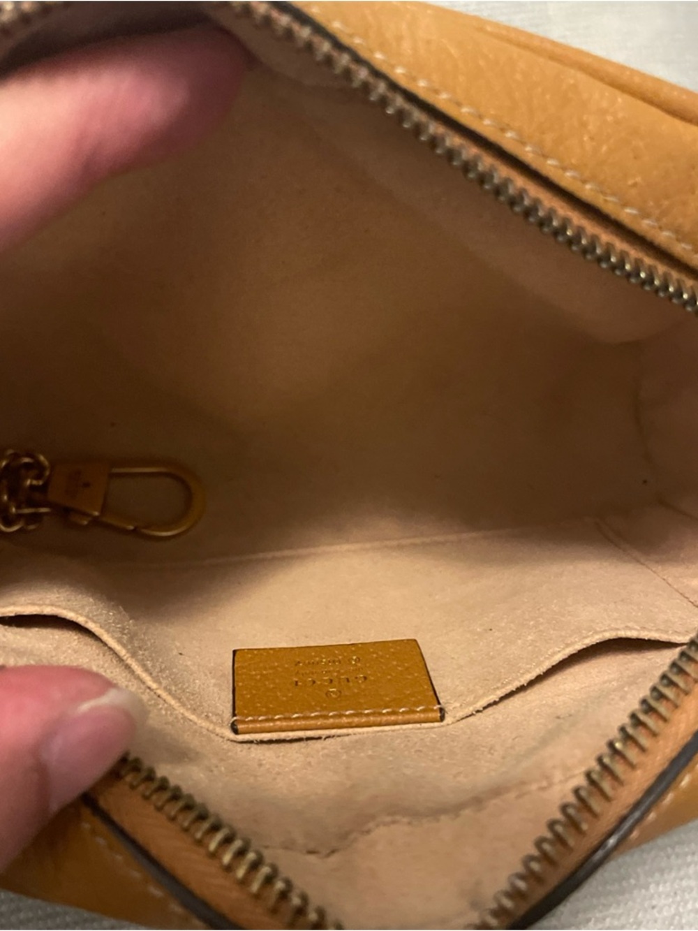 Gucci X Disney Mickey Mouse Crossbody Bag Authentic GG Coated Canvas Preowned - Picture 3 of 11